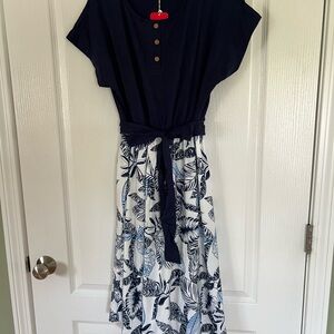 Navy and white dress, sz med.